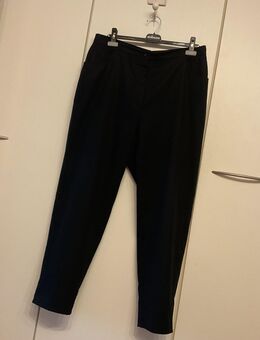 Schwarze Damenhose - Tettnang