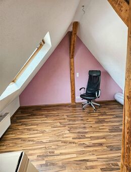 Sanierte 9-Zi.-Dachgeschoß-Maisonette in Ulm-West - Ulm