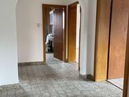 *Bauernhaus mit Scheune und großem Grundstück - Ländlicher Charme trifft auf großes Potential* - Reifenberg
