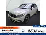 VW Tiguan, 1.5 TSI Life Business Premium beheizb, Jahr 2022 - Barth
