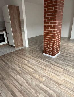 EBK inklusive - 4. OG ! Viel Platz für alle - Balkon ! - Chemnitz