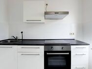 2-Zimmer-Wohnung mit großzügigem Wohnzimmer und Einbauküche - Aschersleben