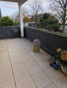 Wohnen in einer der besten Lagen von Kassel - Licht, Höhe und Weitblick. Exklusive barrierefreie Eigentumswohnung in Harleshausen - Kassel