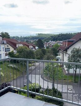 2-Zimmer-Wohnung mit großem Balkon in ruhiger Lage von Bad Liebenstein - Bad Liebenstein