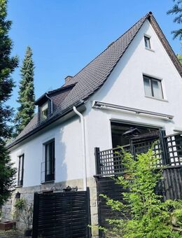 Gepflegtes Einfamilienhaus mit großem Grundstück am Ortsrand von Wolfhagen-Gasterfeld - Wolfhagen