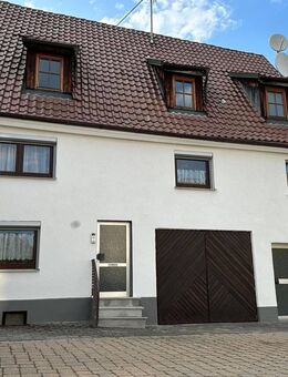 Großzügiges Einfamilienhaus mit Einliegerwohnung in Schömberg - Schömberg (Regierungsbezirk Tübingen)