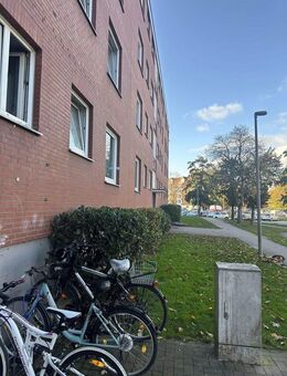 Provisionsfrei! 3-Zimmer-Wohnung mit soliden Mietern - Stade (Hansestadt)