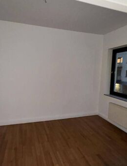 2 ZKB, 3.OG, Deutschherrnstr. 49, 66117 Saarbrücken - Saarbrücken