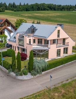 See- und Alpenblick in Radolfzell: Unternehmervilla in bester Lage der Weinburg - frei - Radolfzell (Bodensee)