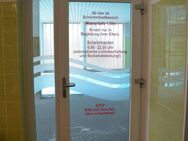ETW zu verk., 2 Zi., 44 qm Wfl., KDB, Dusche, + ca. 20 qm Balkon, Schwimmbad, Keller, Parkhaus - Solingen (Klingenstadt)
