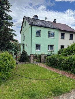 Doppelhaushälfte in beliebter Wohngegend Naumburgs - Naumburg (Saale)