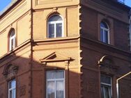 Helle und großzügige 4-Raum-Wohnung in bester Lage am Wettiner Platz - Meerane