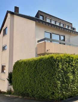 Gepflegtes Reiheneckhaus m. Terrasse u. drei Balkonen in bevorzugter, zentrumsnaher Lage - Filderstadt