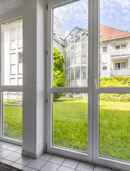 Erdgeschosswohnung mit Gartenanteil und Wintergarten - Uhingen