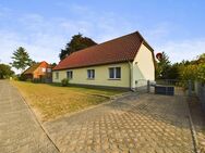 Einfamilienhaus mit Einliegerwohnung auf dem Lande - Bülow