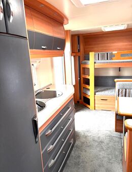 Wohnwagen zum Mieten/ Vermieten Hobby De Luxe - Stockbetten Etagenbetten Hochbetten - For Rent - CAMPING URLAUB ☀️ Wohnanhänger Camper Wohnmobil 5 Personen TV Fahrradträger Van Caravan Anhänger - Öpfingen