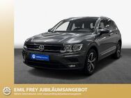 VW Tiguan, 2.0 TDI Comfortline, Jahr 2018 - Filderstadt