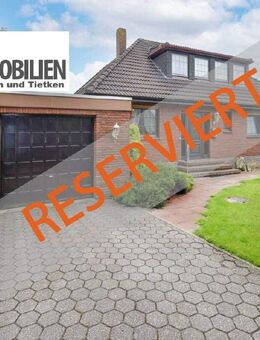 Wohnkomfort auf zwei Ebenen - mit Vollkeller, beeindruckender Terrasse und viel Platz für Ideen! - Wilhelmshaven