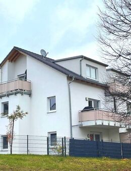 Neuwertig - gepflegt - frei - Berching