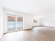 ERSTBEZUG *Hochwertige 3-Zimmer-Wohnung mit überdachtem Westbalkon* - - Leiblfing