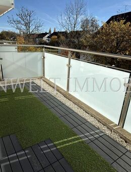 Gut geschnittene und energieeffiziente (A+) 3 Zimmer ETW mit Südbalkon - Hallbergmoos