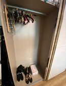 Großer Kleiderschrank mit Schiebetüren in 79117