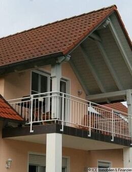 Den Morgenespresso genießen auf Ihren überdachten Balkon mit Blick auf Felder und Wiesen - Reichertshofen