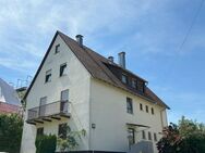 Teilsanierte 4-Zi-Wohnung im EG für Gartenliebhaber mit Einzelgarage in Zentrumsnähe - Ludwigsburg