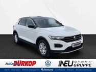 VW T-Roc, 2.0 TSI Sport, Jahr 2021 - Stralsund