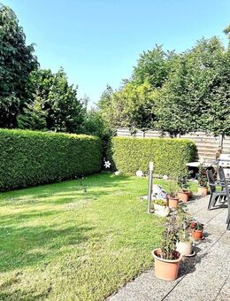 Kaiserslautern: Reihenendhaus mit schönem Garten, Garage und Carport - Kaiserslautern