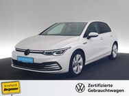 VW Golf, 1.5 TSI Style STYLE, Jahr 2021 - Krefeld