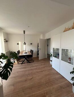 Moderne Eigentumswohnung als Kapitalanlage mit Garten und Garage in Arnsberg! *Vermietet* - Arnsberg