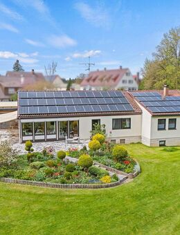 Eine grüne Oase! Stilvolles Ein- oder Zweifamilienhaus mit märchenhaftem Gartenparadies - Schwendi