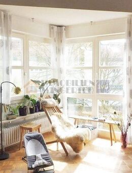 freiwerdende 2,5 Zimmer-Komfort-Wohnung inkl. TG-Stellplatz in bester Lage am Rennplatz - Regensburg