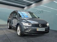 VW Tiguan, eHybrid MTRX, Jahr 2021 - München
