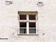 Dreifamilienhaus mit Reparaturbedarf - Windeck