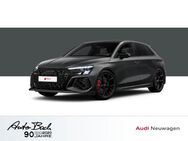 Audi RS3, Sportback DESIGN, Jahr 2022 - Wetzlar