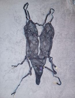 Body schwarz m. Strapshalter v. Maison Close Gr. S - Homburg Zentrum