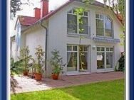 OBERURSEL TS.: Freistehendes Einfamilienhaus in guter Wohnlage! - Oberursel (Taunus)