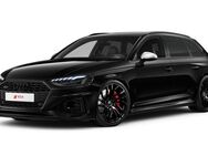 Audi RS4, Avant 4, Jahr 2022 - Arnsberg