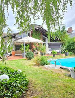 Zuhause ist, wo man glücklich ist - attraktiver Bungalow mit traumhafter Außenanlage - Untersiemau
