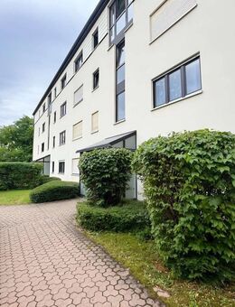 Schöne, ruhige 2 Zimmer Wohnung mit sonnigem Süd-Balkon - Planegg