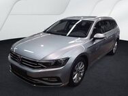 VW Passat Variant, 2.0 TDI Elegance, Jahr 2023 - Langenhagen