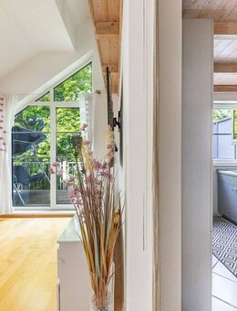 Für INDIVIDUALISTEN - Lichtdurchflutete 1,5-Zimmer Galeriewohnung im charmanten Waldtrudering! - München