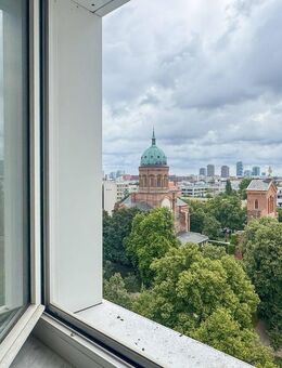 Dachgeschosswohnung mit Aufzug und schöner Aussicht in Berlin-Mitte - Berlin