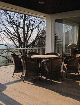 Repräsentative Villa in einmaliger Aussichtslage mit unverbaubarem Blick - Weinheim
