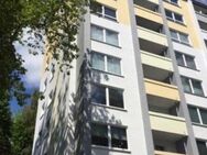 Helle 2-Raum-Wohnung mit Balkon in parkähnlicher, ruhiger Lage! - Essen