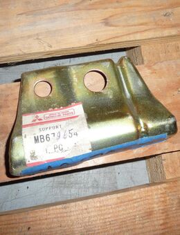 MB679654 Halter Stoßfängerverstärkung rechts Mitsubishi Pajero V2 - Hannover Vahrenwald-List