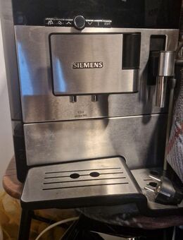 Siemens EQ 8 series 300 Kaffeemaschine - München