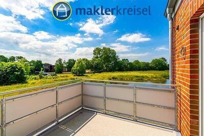 Erstbezug: 3 Zimmer-Oberwohnung mit Aufzug in Esens